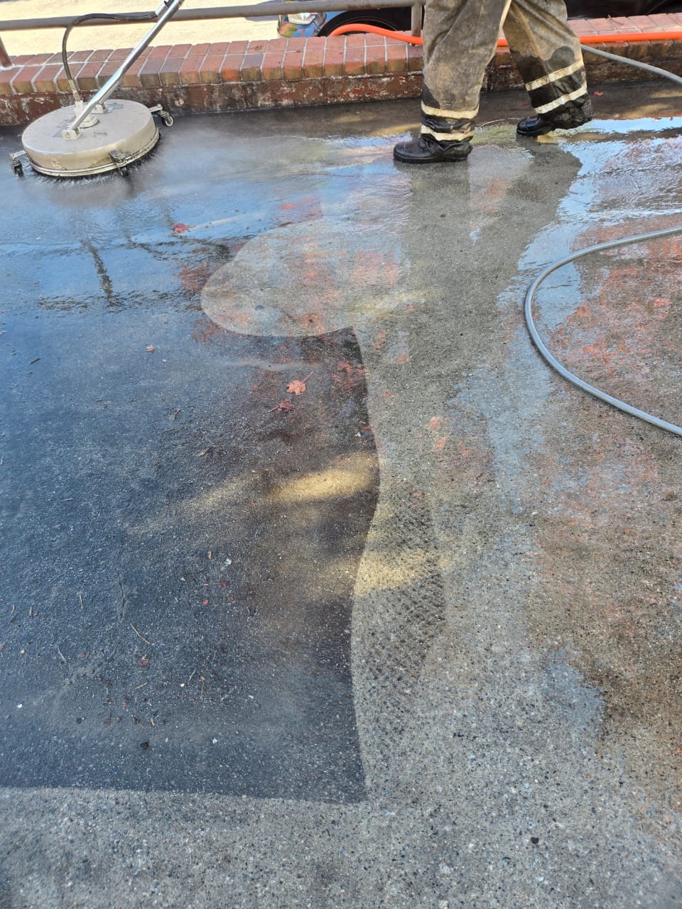 Parking Lot Pressure Washing
